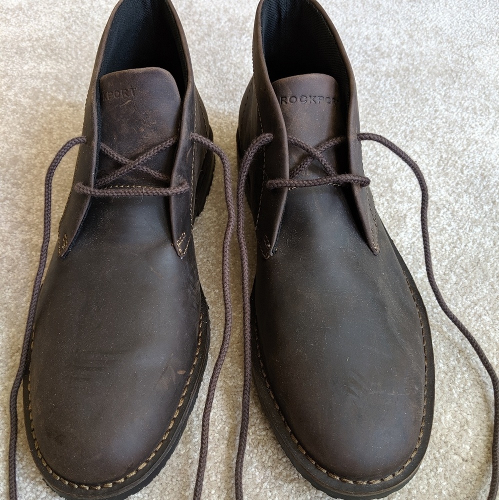 Rockport Men's brown leather chukka boots